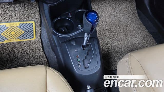 Toyota Prius C 2019 — Photo 23/32
