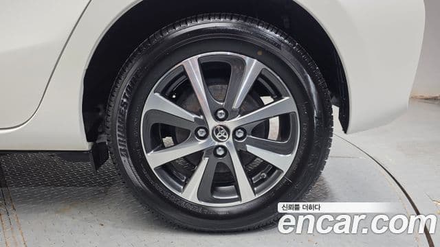 Toyota Prius C 2019 — Photo 26/32