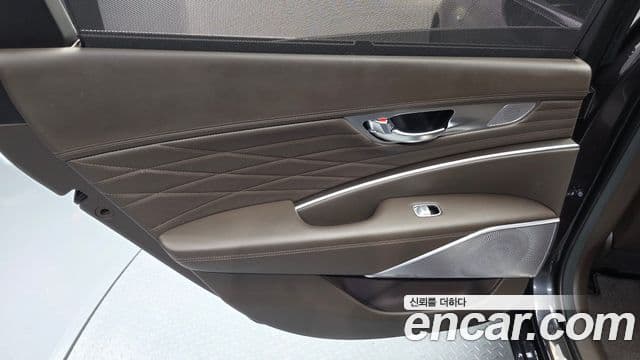 Kia The K9 2020 — Photo 27/34