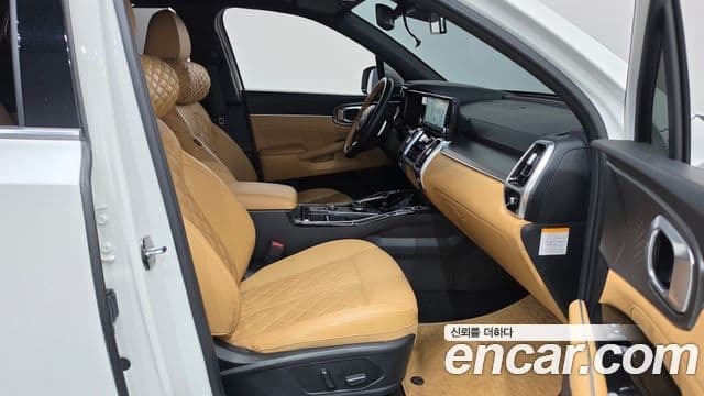 Kia Sorento 2022 — Photo 10/32