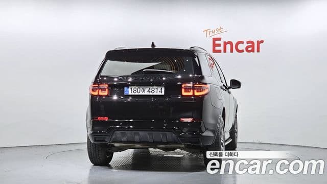 Land Rover Discovery Sport 2024 — фото 4 из 20
