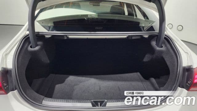 Mercedes-Benz A-Class 2020 — ფოტო 10/20