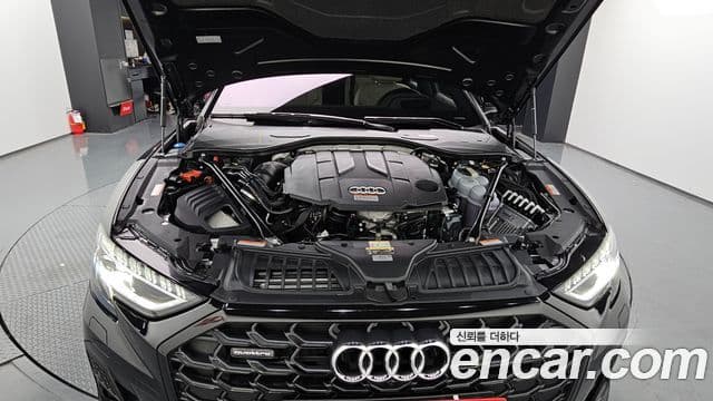 Audi A8 2023 — фото 6 из 20
