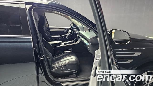 Genesis GV80 2020 — ფოტო 16/20