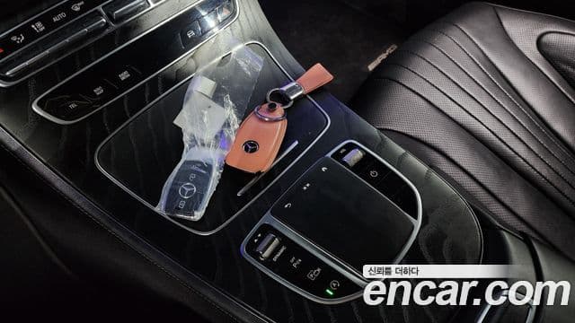 Mercedes-Benz CLS-Class 2022 — фото 17 из 20