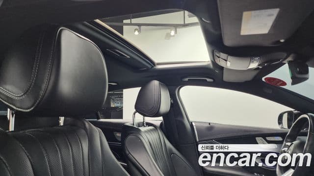Mercedes-Benz CLS-Class 2022 — фото 18 из 20