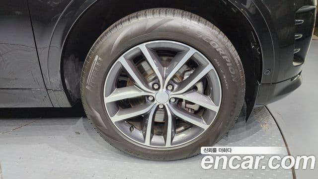 Land Rover Discovery Sport 2024 — фото 5 из 20