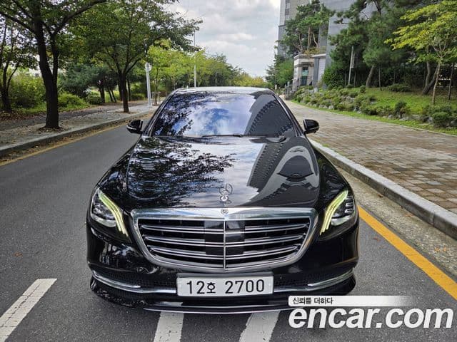Mercedes-Benz S-Class 2018 — Photo 17/20