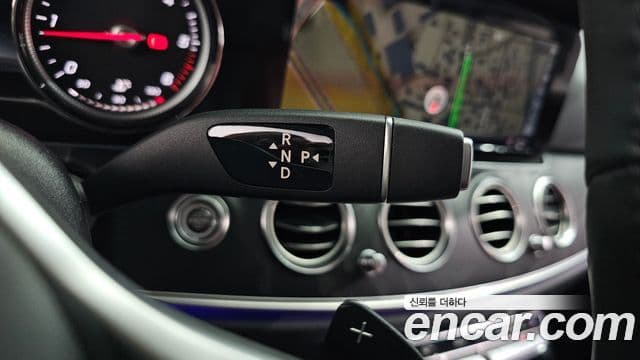 Mercedes-Benz E-Class 2019 — Şəkil 9/20