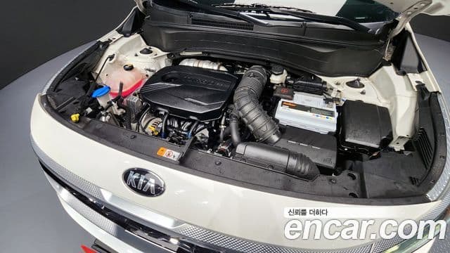 Kia Seltos 2021 — ფოტო 6/20