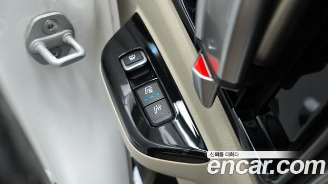 Kia Carnival 2023 — фото 20 из 20
