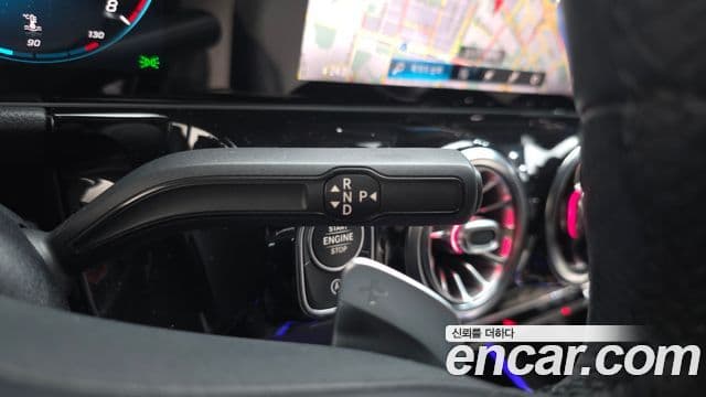 Mercedes-Benz GLA-Class 2020 — фото 9 из 20