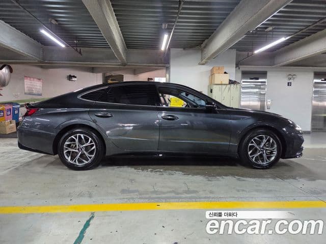 Hyundai Sonata 2021 — Şəkil 18/20