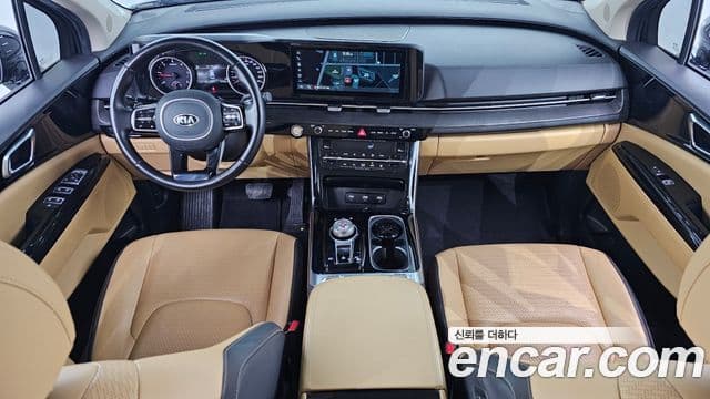 Kia Carnival 2020 — ფოტო 7/20