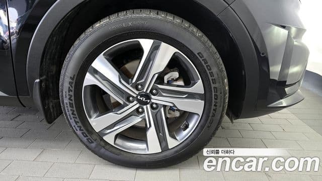 Kia Sorento 2023 — Şəkil 5/20