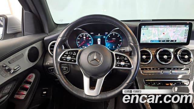 Mercedes-Benz GLC-Class 2022 — ფოტო 15/20