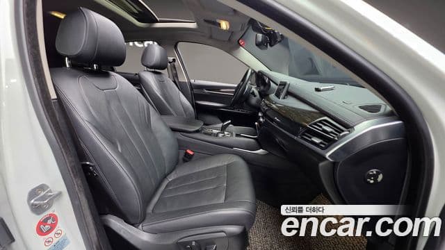 BMW X6 2018 — Şəkil 10/20