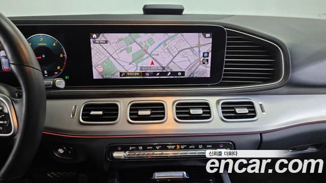 Mercedes-Benz GLE-Class 2019 — Şəkil 14/20