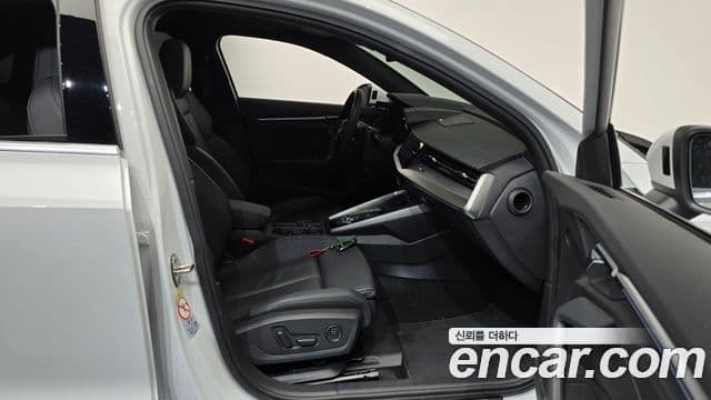 Audi A3 2022 — Şəkil 10/20