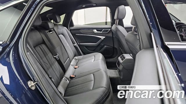 Audi A6 2022 — Şəkil 12/20
