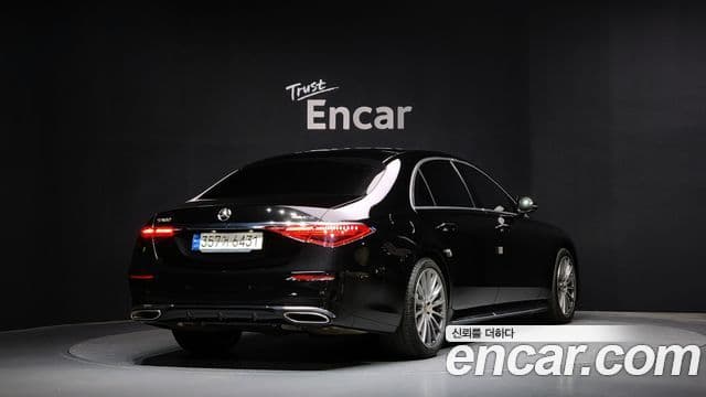 Mercedes-Benz S-Class 2021 — Фото 1/20