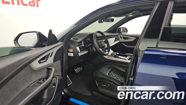 Audi Q7 2023 — Şəkil 10/20
