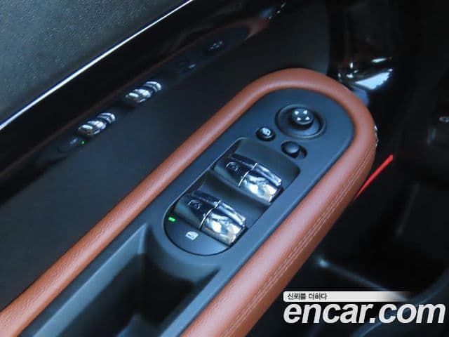 Mini Cooper S Countryman 2021 — ფოტო 11/20