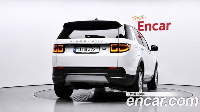 Land Rover Discovery Sport 2021 — ფოტო 3/20