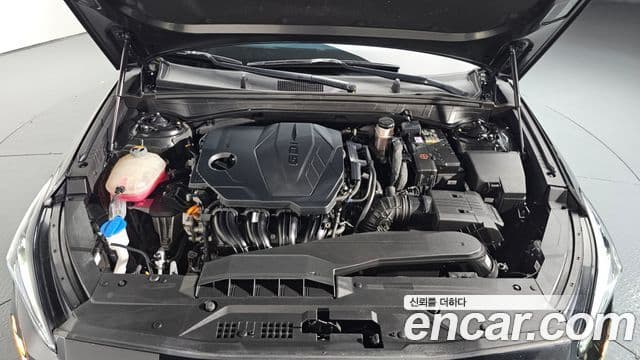 Kia K8 2022 — ფოტო 6/20