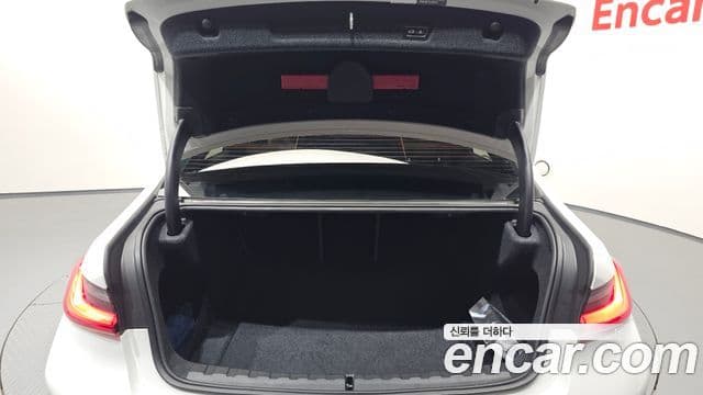 BMW 3 Series 2023 — фото 20 из 20