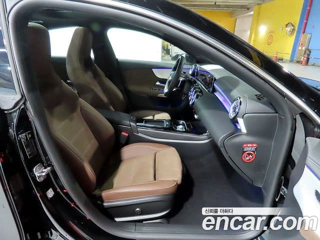 Mercedes-Benz CLA-Class 2025 — Фото 7/20