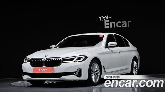 BMW 5 Series 2022 — Şəkil 2/20
