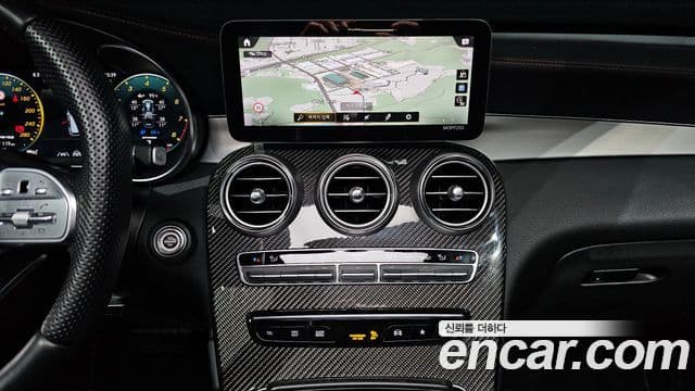 Mercedes-Benz GLC-Class 2022 — ფოტო 18/20