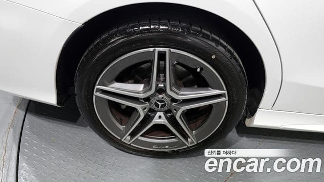Mercedes-Benz C-Class 2021 — фото 5 из 20