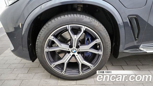 BMW X5 2020 — ფოტო 5/20