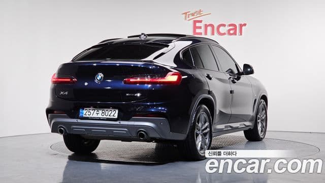 BMW X4 2021 — ფოტო 2/20