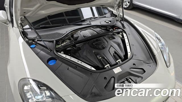 Porsche Panamera 2023 — Şəkil 6/20