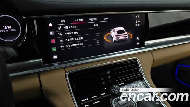 Porsche Panamera 2023 — Şəkil 16/20