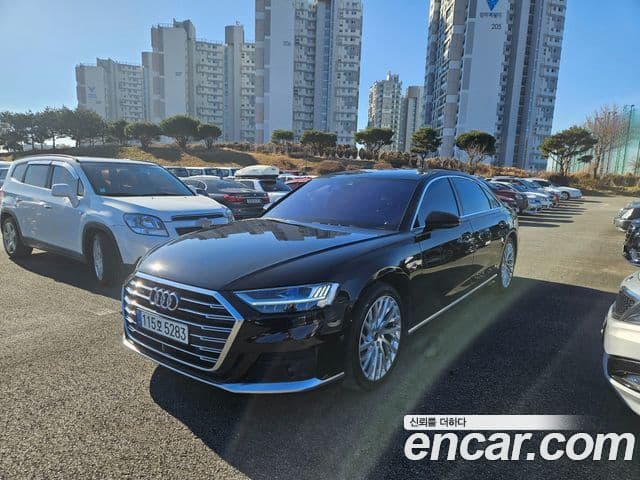 Audi A8 2021 — ფოტო 2/15