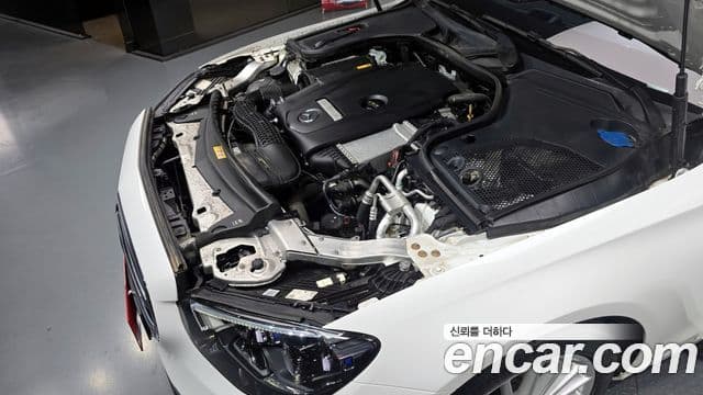 Mercedes-Benz E-Class 2021 — ფოტო 6/20