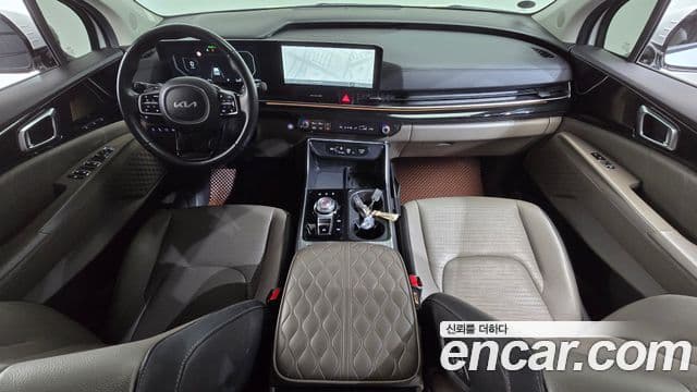 Kia Carnival 2024 — Şəkil 7/20