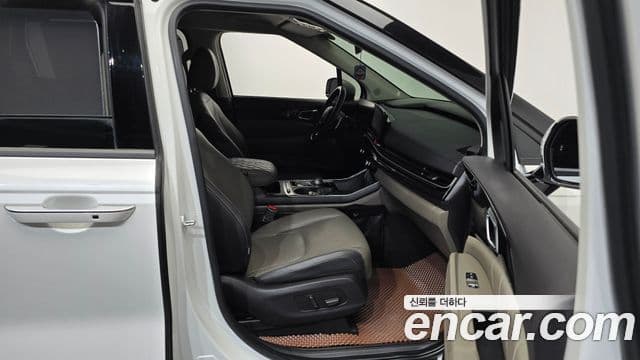 Kia Carnival 2024 — Şəkil 11/20
