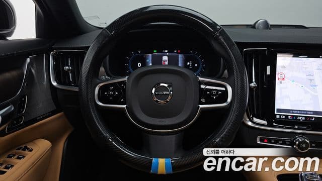 Volvo S90 2023 — Фото 13/20