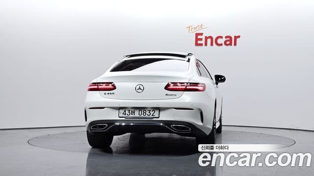 Mercedes-Benz E-Class 2019 — ფოტო 4/20