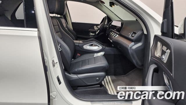 Mercedes-Benz GLE-Class 2021 — ფოტო 11/20