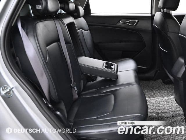 Kia Sportage 2021 — Фото 11/20