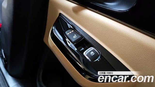 Kia Carnival 2020 — Şəkil 19/20