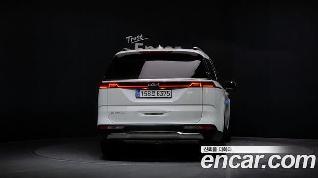 Kia Carnival 2023 — Şəkil 4/20