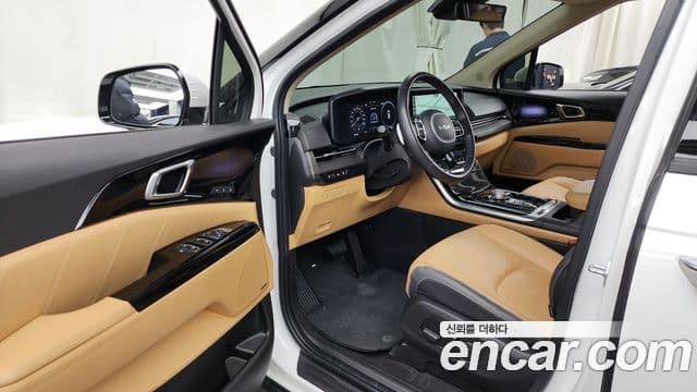 Kia Carnival 2023 — Şəkil 10/20