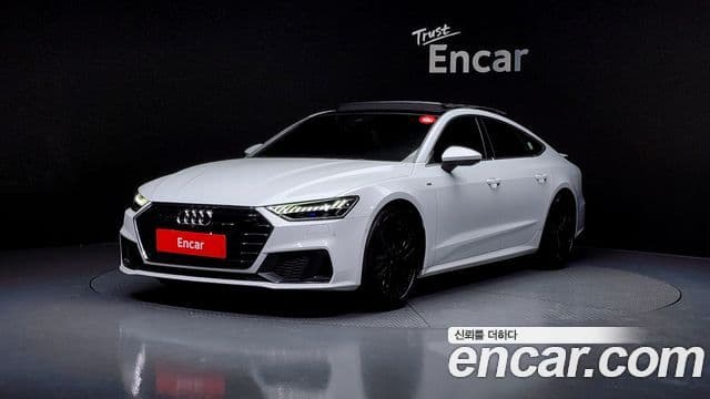 Audi A7 2020 — Фото 1/20